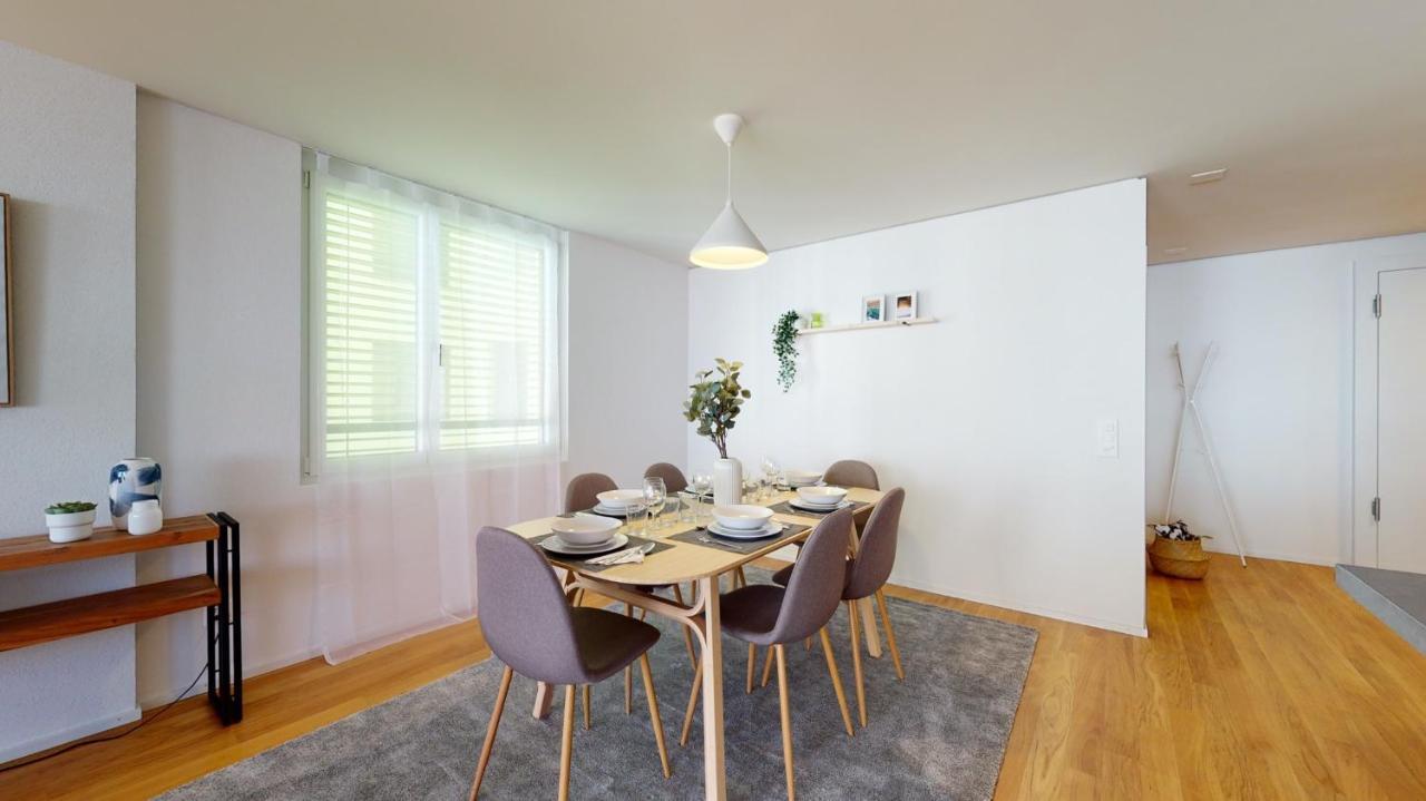 Superbe Modern Apartment In City Center La Chaux De Fonds Luaran gambar